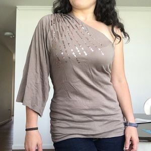 Victoria’s Secret one-sleeve top